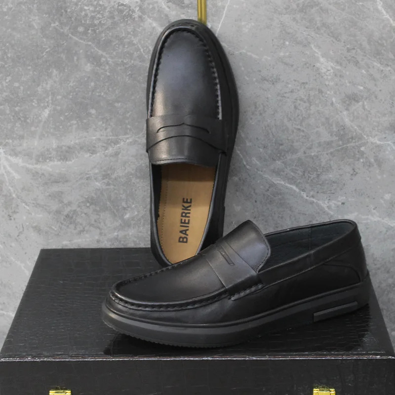 Spring and Autumn Mens Shoes Leather Casual Summer Hiking One Foot Flat Comfortable loafers 260126