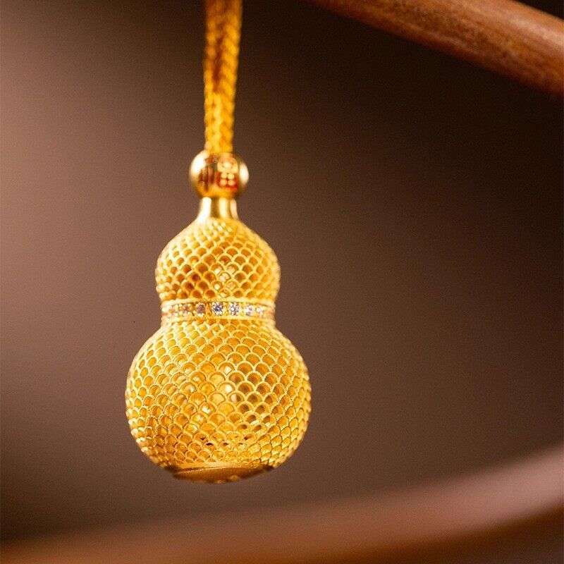 Traditional Light Luxury High-End Feel Gold Filigree Gourd Pendant Bag Charm Fortune God Chinese Style Exquisite Necklace For Elderly Women