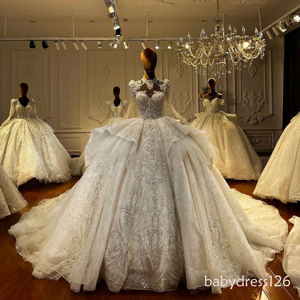 Amanda Novias Real Pictures Lace Wedding Dress R001