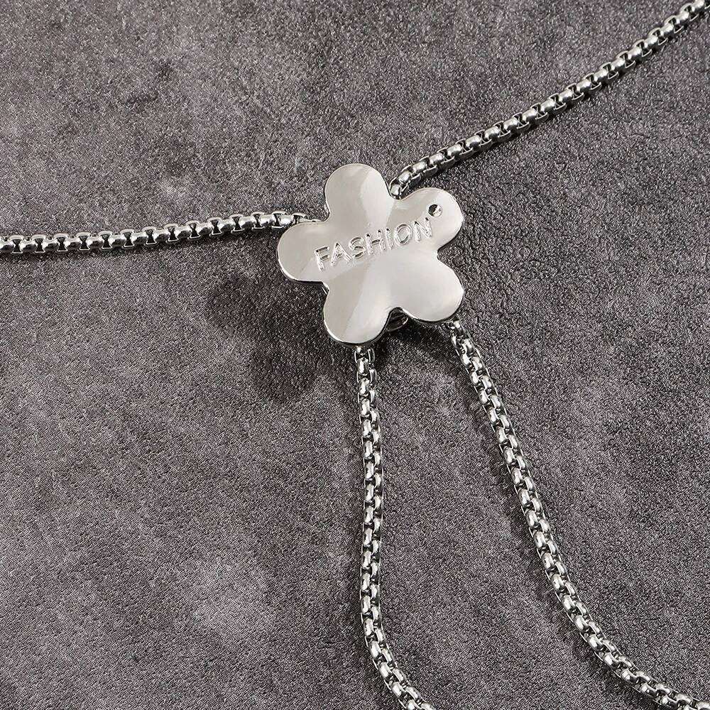 The new waist accessory women's skirt decoration senior sense butterfly chain with a necklace X260209