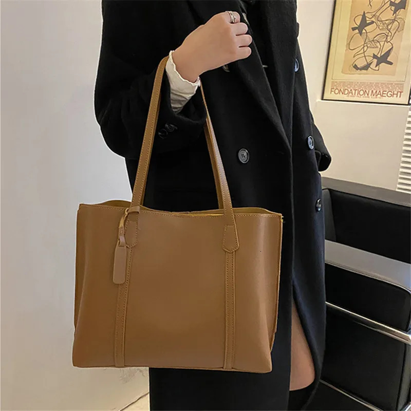 Large Capacity Womens Bag Soft Leather Tote Bag Casual and Versatile Single Shoulder Bags for Woman Korean Style Handbags 260130