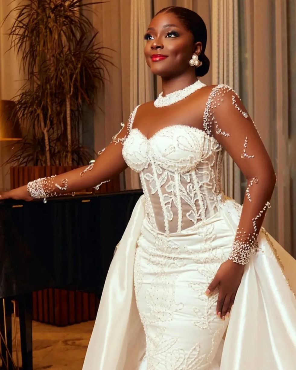 Arabic Aso Ebi Plus Size Mermaid Wedding Dress in Ivory with Lace Beaded Crystals and Detachable Train Church vestido de novia 0209