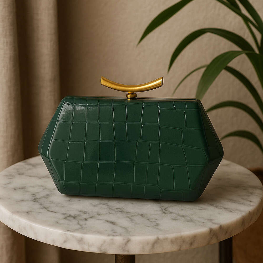 Clutch Bag Cross-Border Foreign Trade Women's European And American New Style Single Shoulder Crossbody Irregular Crocodile Pattern Fashion Weddi