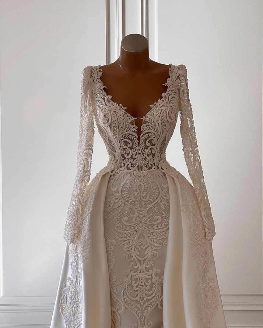 Luxury V Neck Mermaid Wedding Dress Elegant Lace Long Sleeve Bridal Gown Detachable Train Bride Dresses Customized
