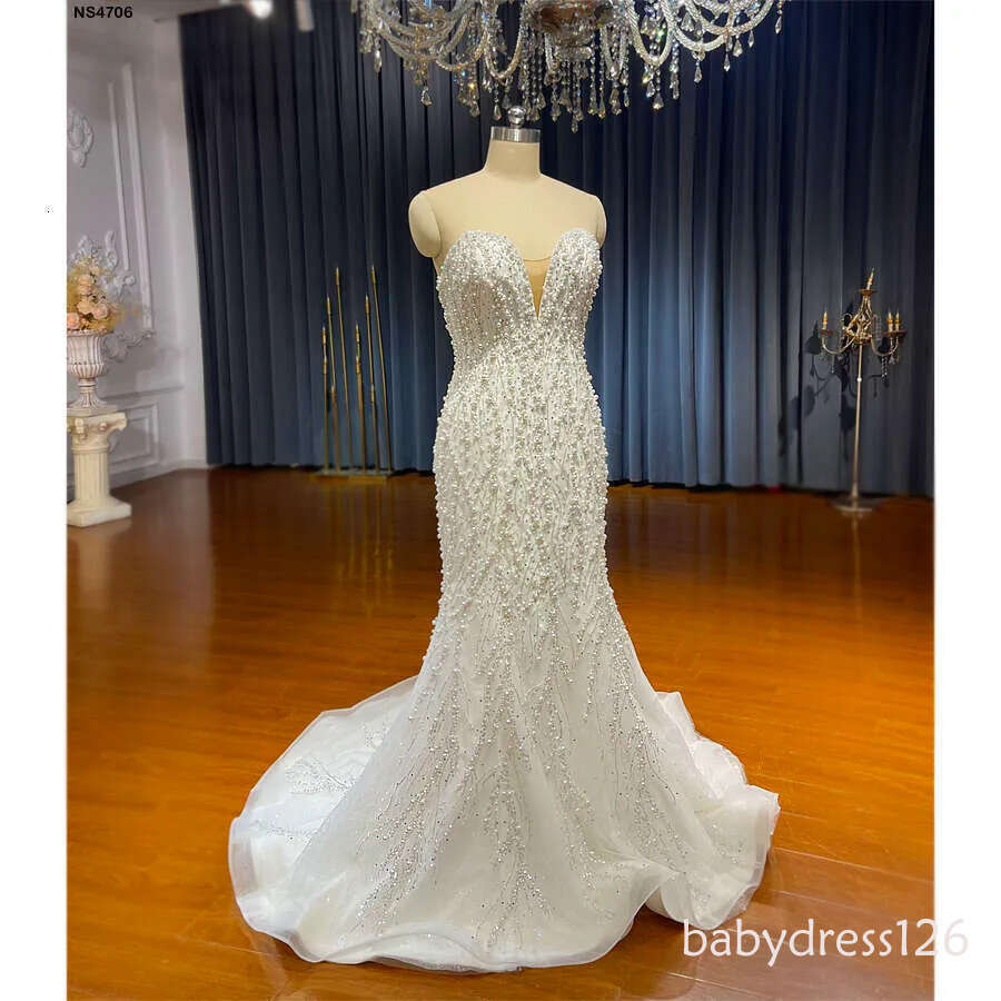 Straplss Slim Mermaid Wedding Dress