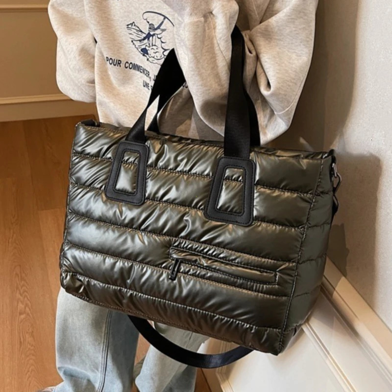 Large Capaci Casual Sle Womens down Cotton Jaet Bag Autumn Winter Versatile 2026 Crossbody Bag Tote Bag Handbags260128