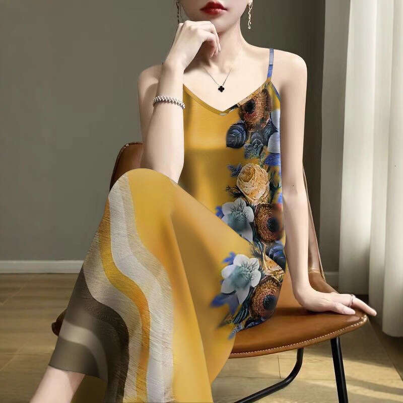 Women's Printed Sleeveless Camisole Dress V-Neck Pleated Long Sleeve Loose Maxi Dress for Spring Summer Flower vest dress