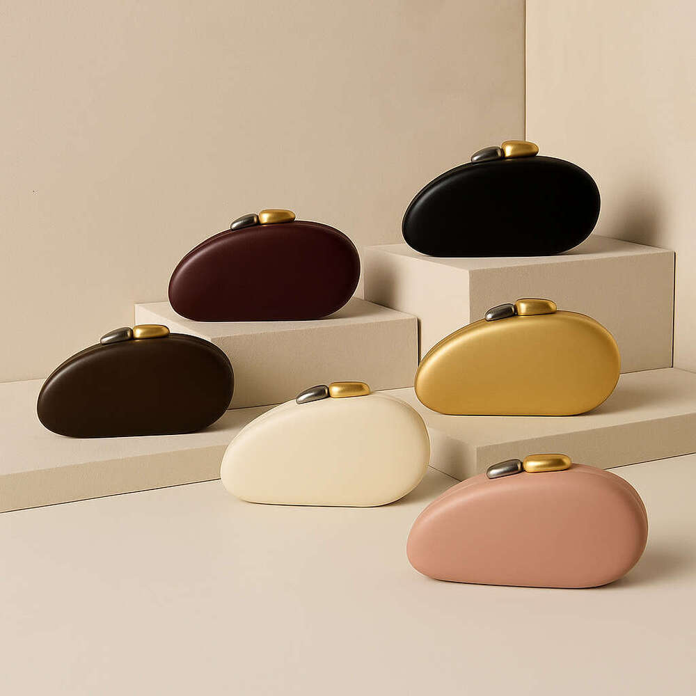 Clutch Bag Women's Foreign Trade Cross-Border European And American New Single Shoulder Crossbody Studded Unique Shape Evening Clutch Bag