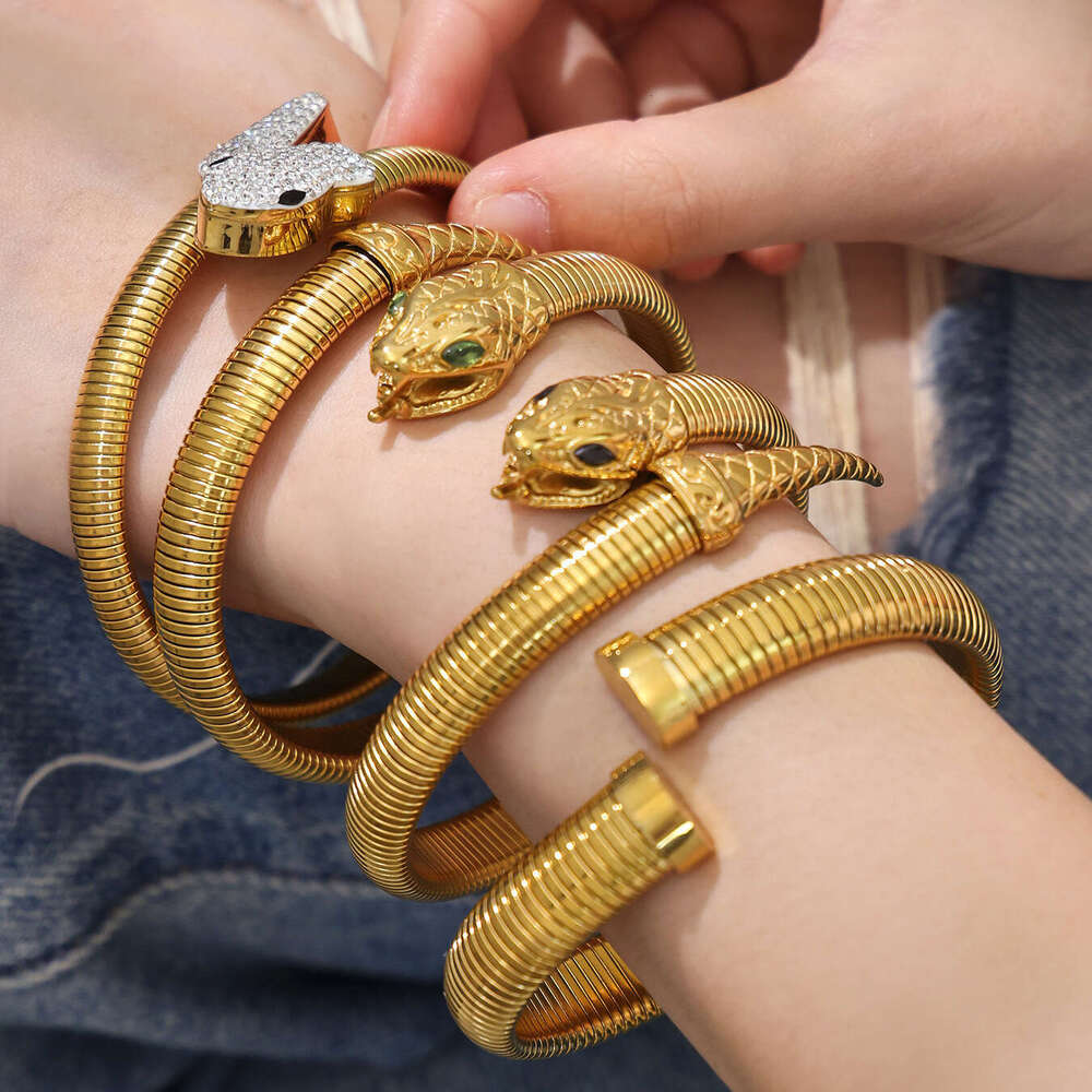 Stainless steel snake-shaped zircon open plated with 18k gold, ins geometric heavy-duty design, unisex personalized light luxury bracelet