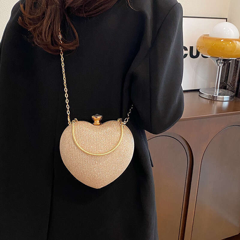 Evening For Women New Fashionable Chain Crossbody Handheld Mini Heart Shoulder Bag