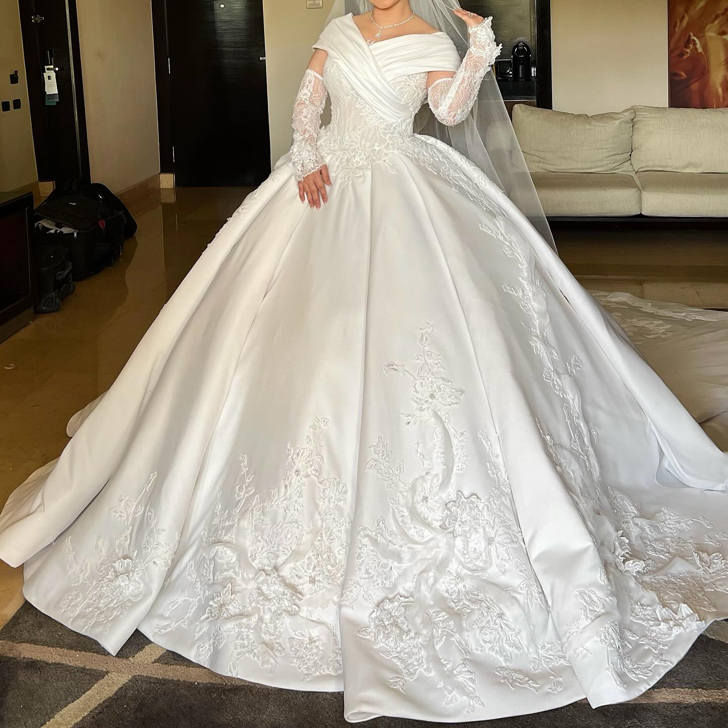 Graceful Boat Neck Wedding Dresses Appliques Pearls Bridal Gowns A Line Princess Sleeveless Customized Vestidos De Novia Plus Size