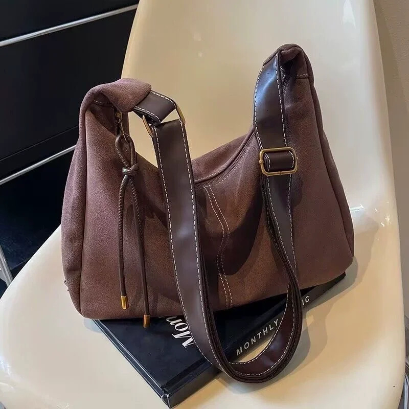 Womens Handbags Trendy Retro Large Capacity PU Leather Shoulder Crossbody Bag Autumn and Winter Versatile Commuting Handbag 260208