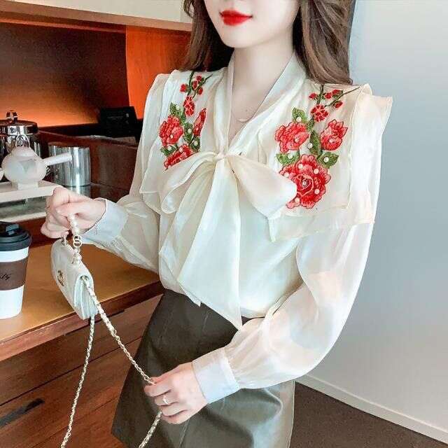French-Style Bow-Knot Embroidered Chiffon Blouse For Women, 2023 Spring Design, Niche Shirt With A Courtly Style, Long-Sleeved Top