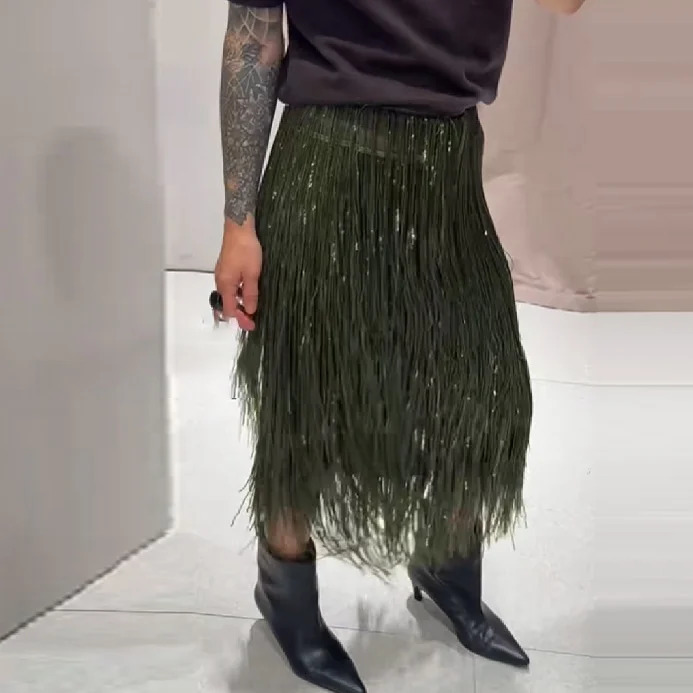 Women Chic Shiny Green Tassel Skirt High Waist Slim Fit Long Straight Tube Dress 2026 Outfits Commuting Club Party Clothing 260122
