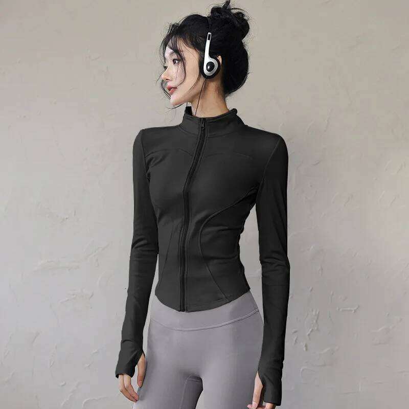 Women's Slim Fit Lightweight sWomen's Full Zip-up Yoga Sports Running with Thumb Holes for Workout Sun Protection 26Y0209
