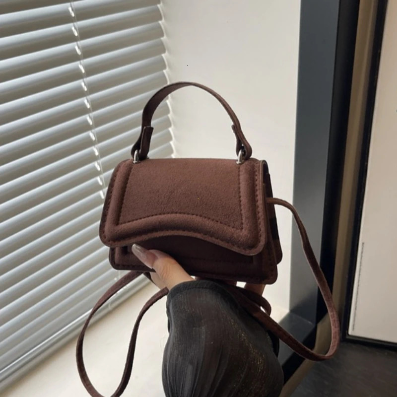 Fashion Mini Crossbody Bag for Women High Quality Small Handbags and Purses Autumn Winter Trend Womens Shoulder 260208