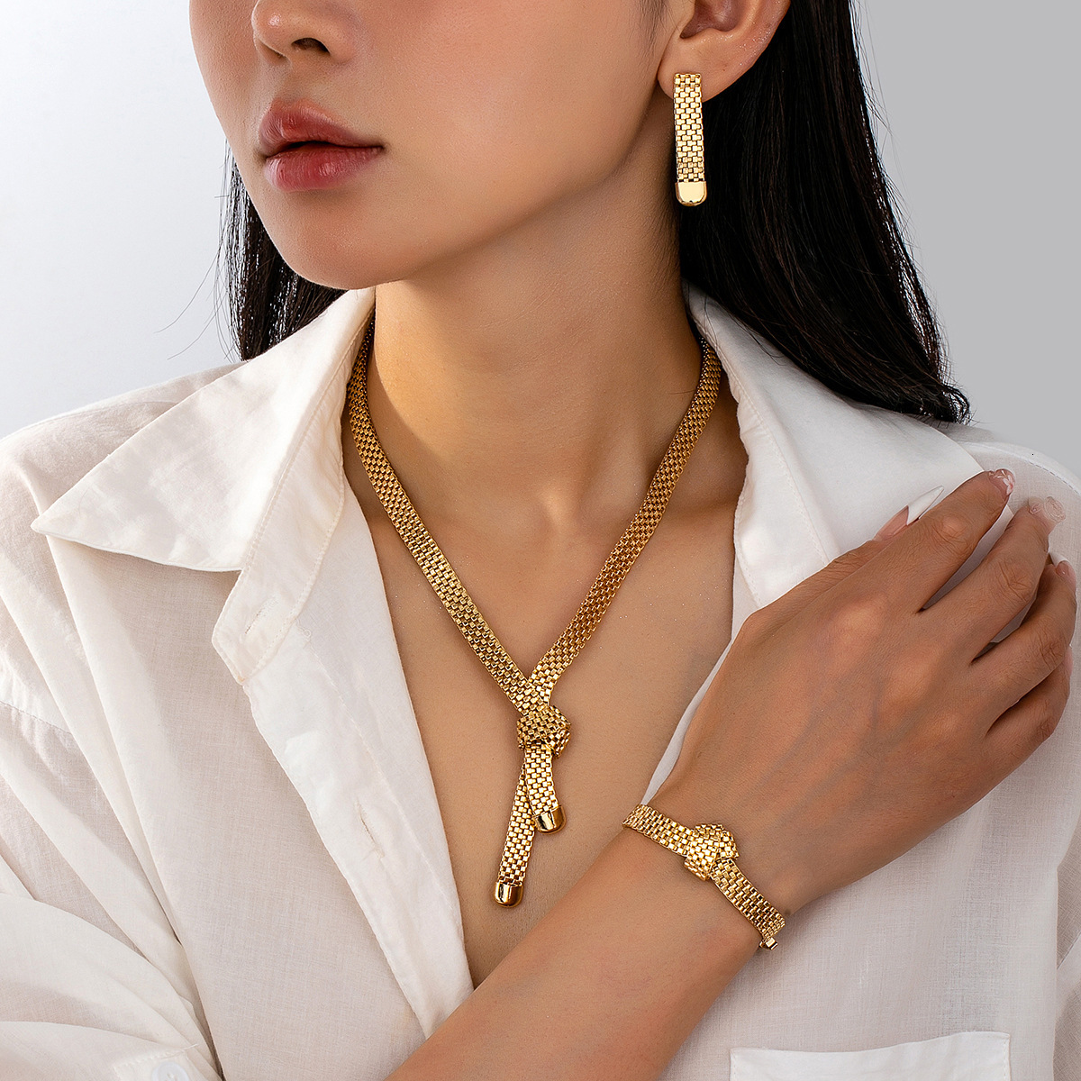 New Self-Developed Y2K Chic European And American Punk Style Gold Diamond-Studded Magnetic Snake-Shaped Exaggerated Choker