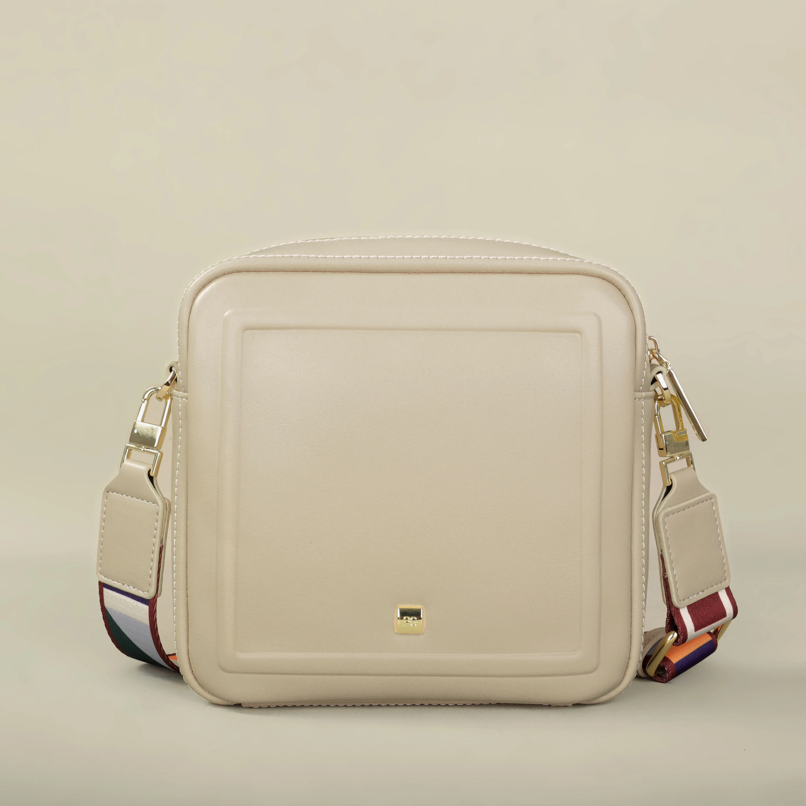 PG 2026 Womens Shoulder Bag Lightweight Casual Niche n High Quality Fashion Crossbody 260208