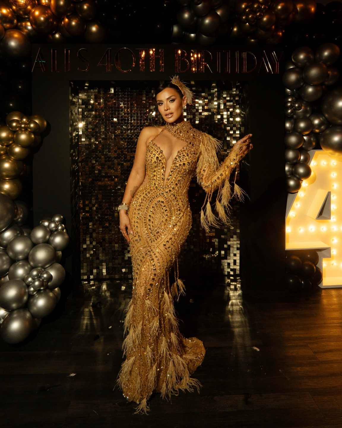 Exquisite High Neck Beaded Prom Dresses Sexy Crystal One Shoulder Evening Dress Customized Feathers Floor Length Party Gown