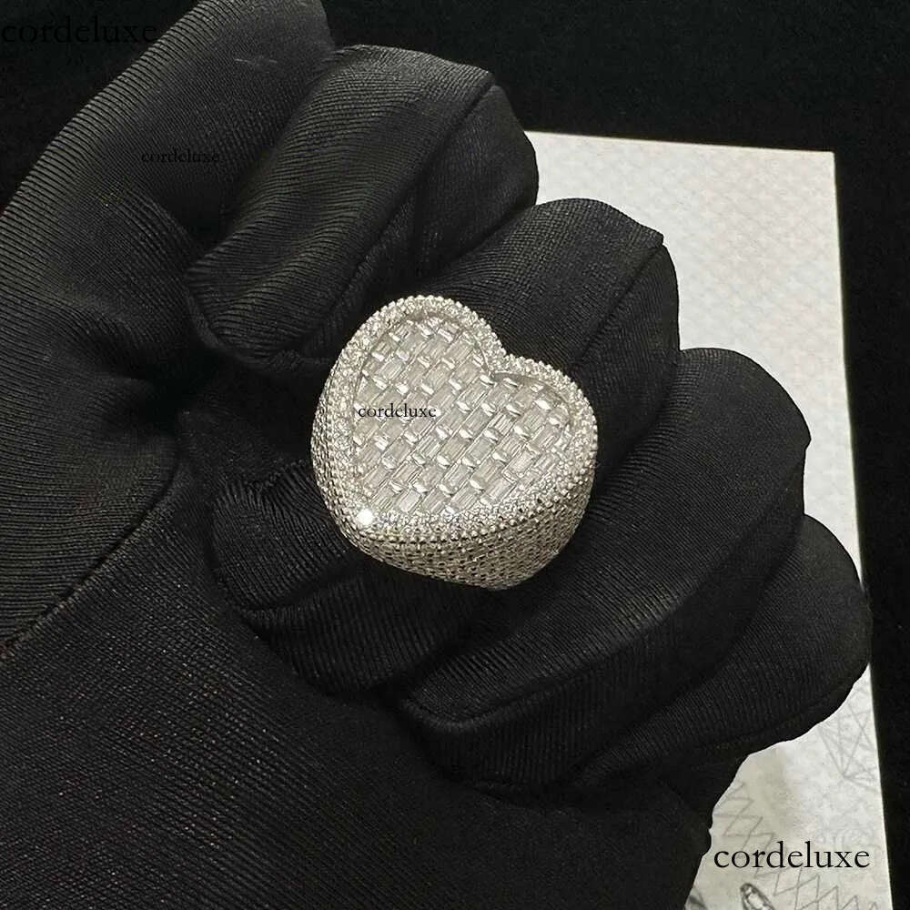 Pass Dia Tester S Sier Iced Out VVS Baguette Moissanite Heart Ring and Rappers Hip Hop Jewelry With GRA Certificate 2b