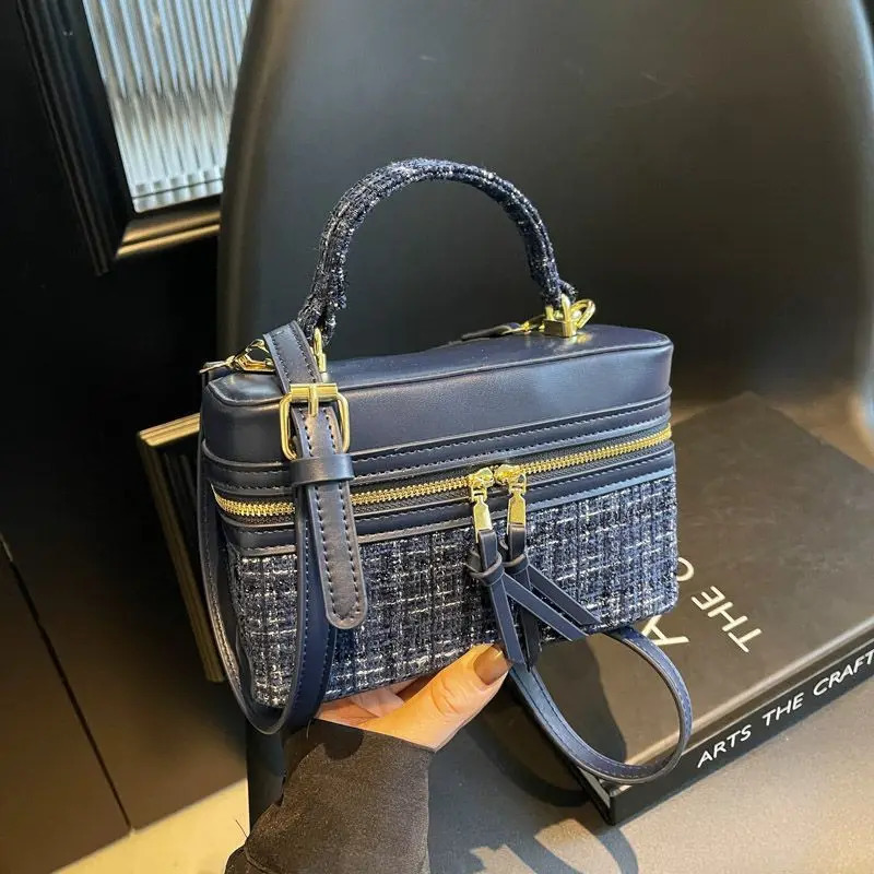 Spring Summer Fashionable Handbag Lightweight Portable Square Box Crossbody Bag for Stylish Daily Use 260208