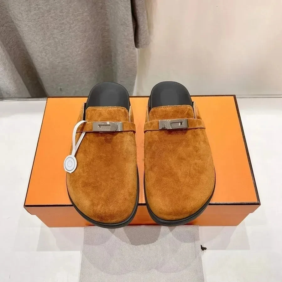 Designer Slippers Top quality Key Sier buckle Suede Unisex Slippers colg sandals men Mules Flat Real leather Scuffs Designer slides for womens man Vacation shoes