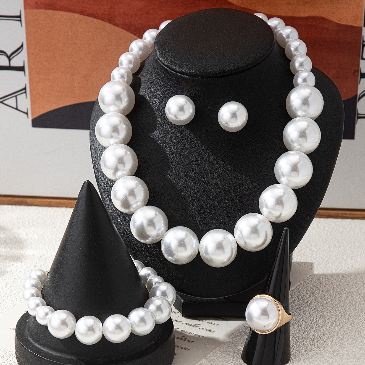 Exquisite French Fashion Style Fashion Elegant Beaded Necklace, Bracelet, Earrings, Ring, Simple And High-End Women's Accessory Set