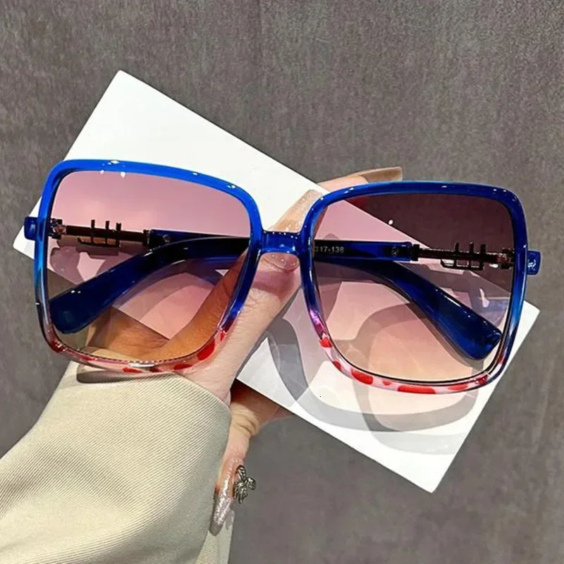 2025 Vintage Square Womens Sunglasses Sun Glasses Classic Eyeglasses Lady UV400 Big Frame Mirror De Sol 260206