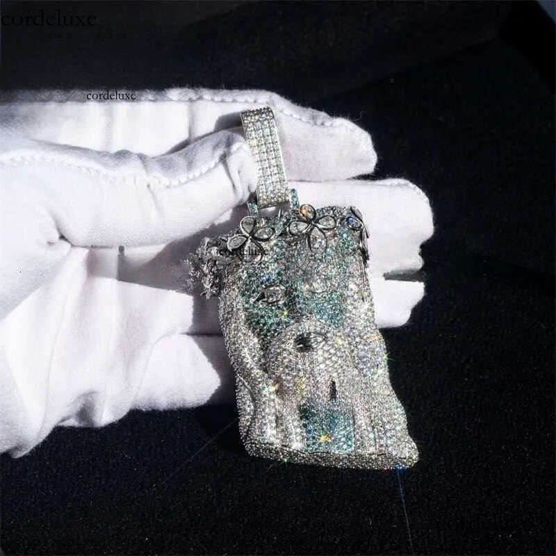 3D Design Rapper Jewelry Buss Down Sterling Sier Hip Hop Iced Out VVS White Mix Blue Moissanite Jesus Pendant 02