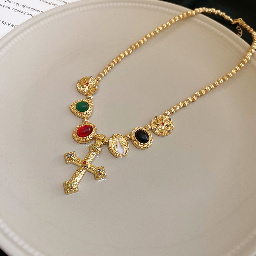 Vintage diamond-encrusted cross necklace, unique fashionable, versatile collarbone chain, light luxury and high-end feel, women's accessory - view 8