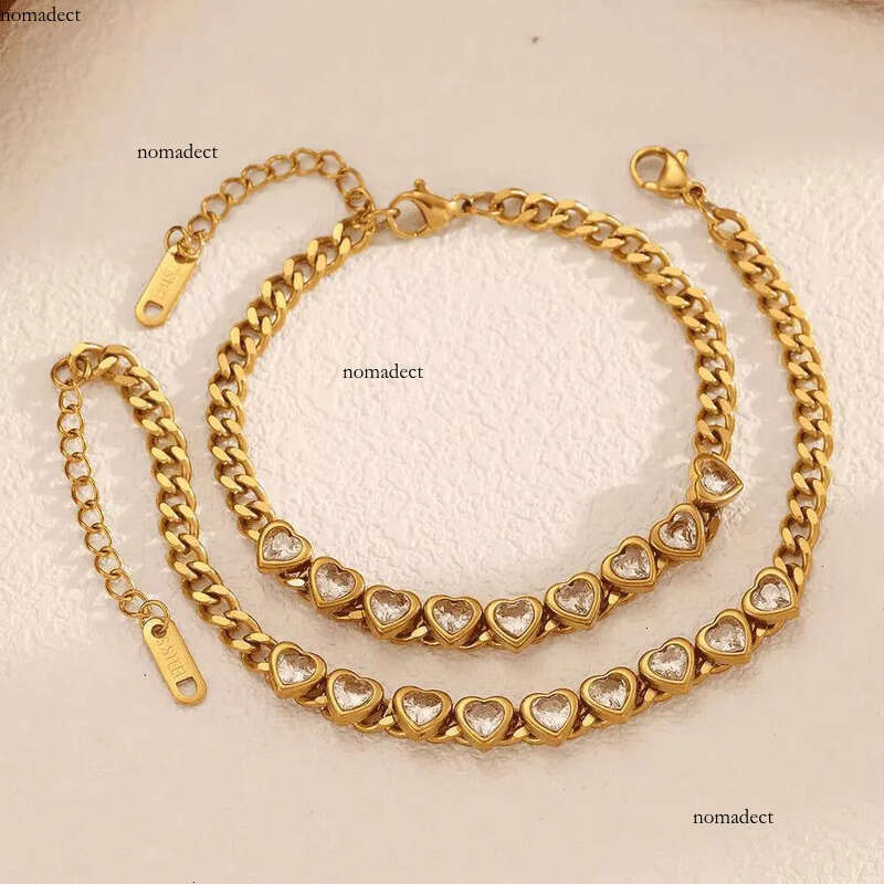 NK Chain Dia-encrusted Stainless Steel a Fashionable and High-end Heart-shaped Bracelet for Women 03