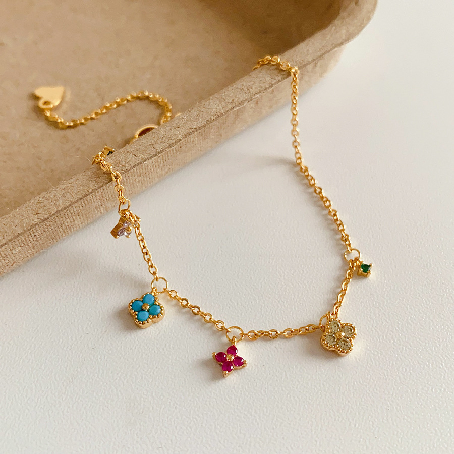 Zircon clover flower tassel bracelet, light luxury, high-end, sweet, niche, versatile, fashionable jewelry wholesale - view 8