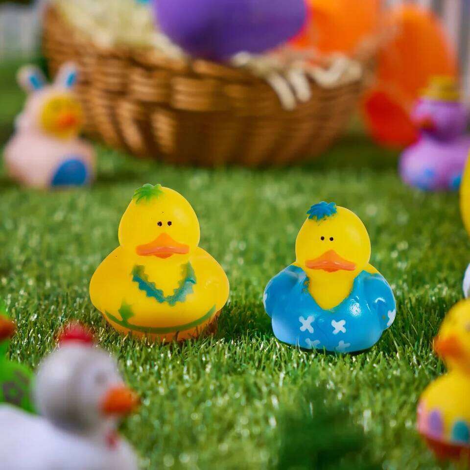 Joyfy Ducks Random Assortment Mini Rubber Duckie for Kids Bath Shower Toys Birthday Gifts Summer Beach Pool Activity 26W0210