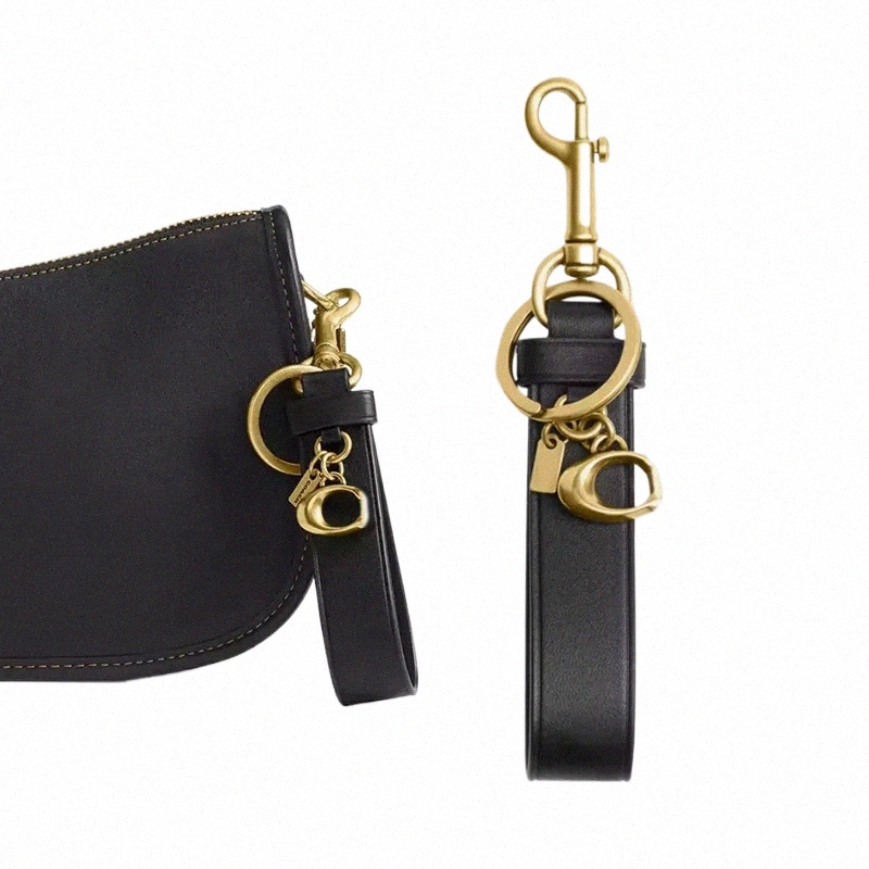 Little Dinosaur Spike Keychain Stainless Steel Gold Plated Key Ring Women Bag Charm Car Key Chain Wallet Pendant Fashion Designer Key Accessories