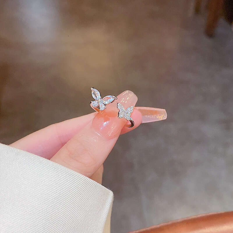 Ring Korean Style Cubic Zirconia Heart Design Light Luxury Adjustable Band for Daily Wear and Special Occasion Gift High Quality Texture