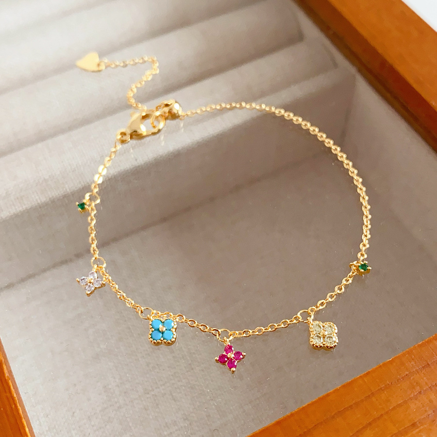 Zircon clover flower tassel bracelet, light luxury, high-end, sweet, niche, versatile, fashionable jewelry wholesale - view 7
