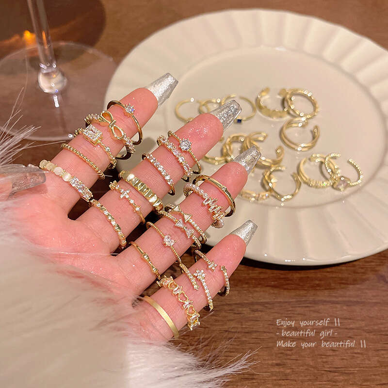 Ring Korean Style Cubic Zirconia Heart Design Light Luxury Adjustable Band for Daily Wear and Special Occasion Gift High Quality Texture