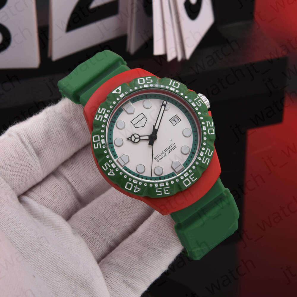 TAgness hUeerer Luxury Diving Watch Men Automatic Mechanical Movement Precision Stainless Steel Bezel Sapphire Crystal Business Sport Male Wristwatch Relogio