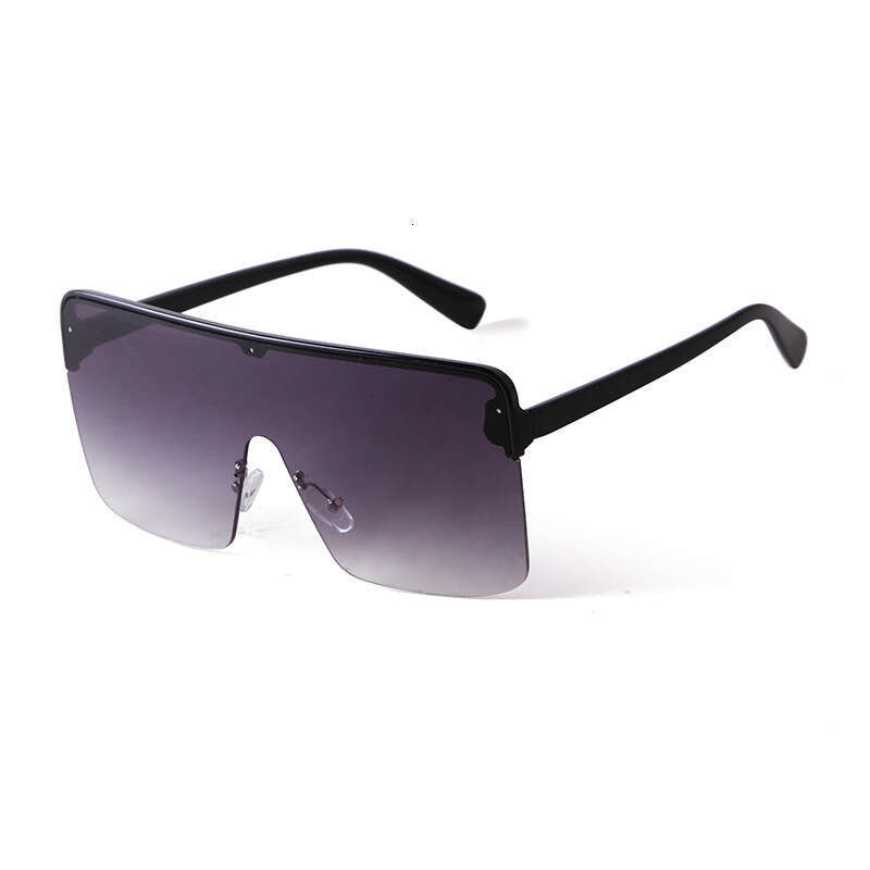 Integrated sunglasses Extra-large size gradient lenses Suitable for street photography and parties Demonstrates a fashionable style