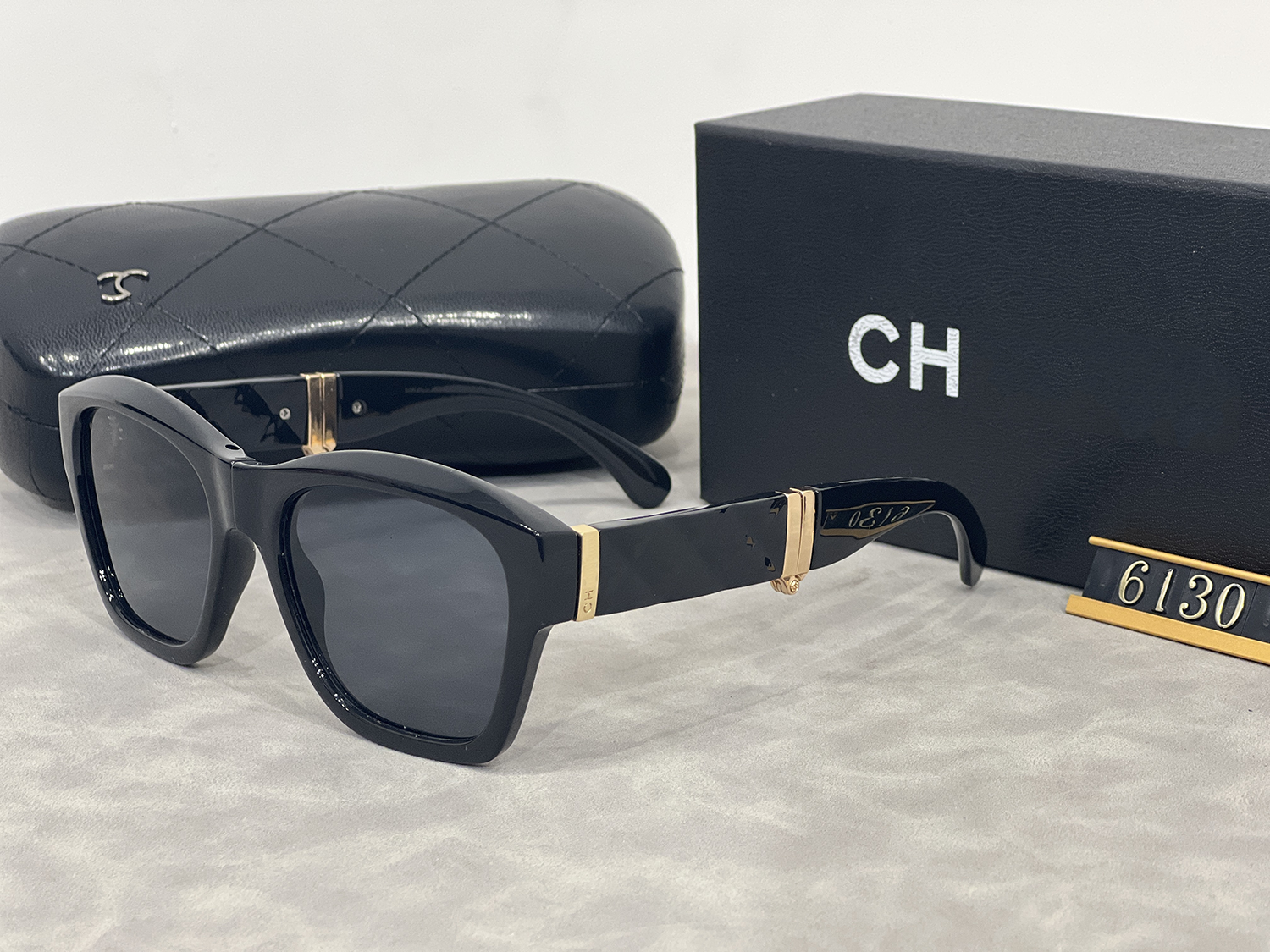 2026 Luxury Designer Sunglasses Black Acetate Frame Purple Gradient Lens Polished Metal Hardware sunglasses for women men UV400 Protection Glasses lyqf222