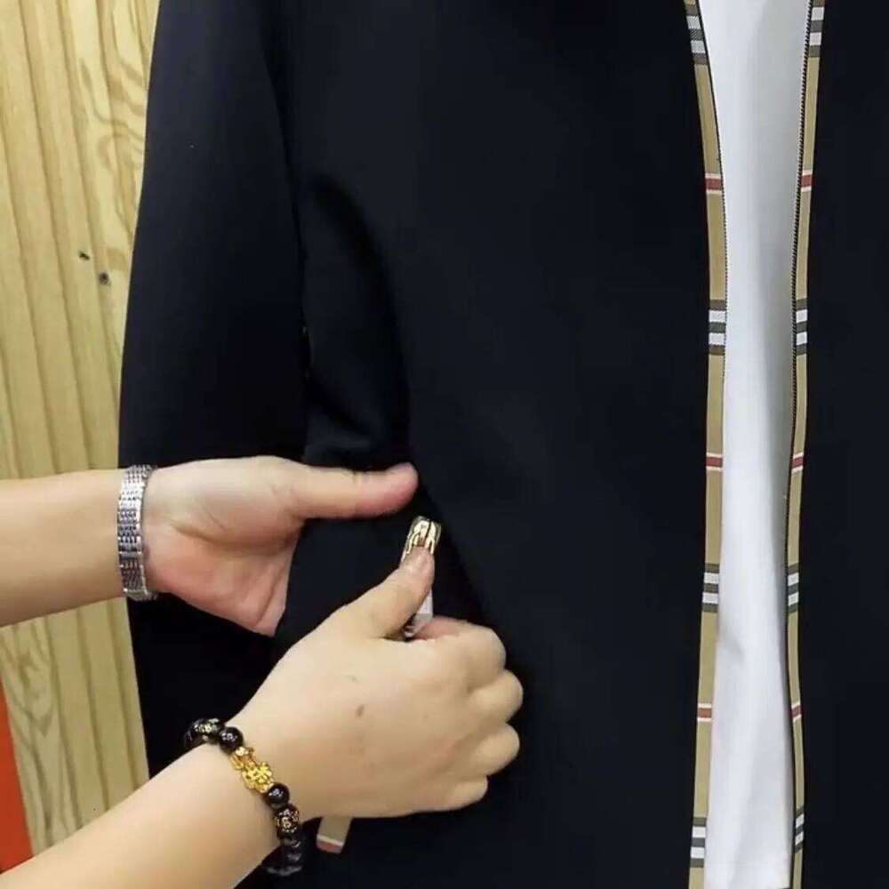 Designer Fashion Spring And Autumn New Products Men's/Women Light Luxury High-End Hooded Jacket Comfortable Versatile Casual Coat