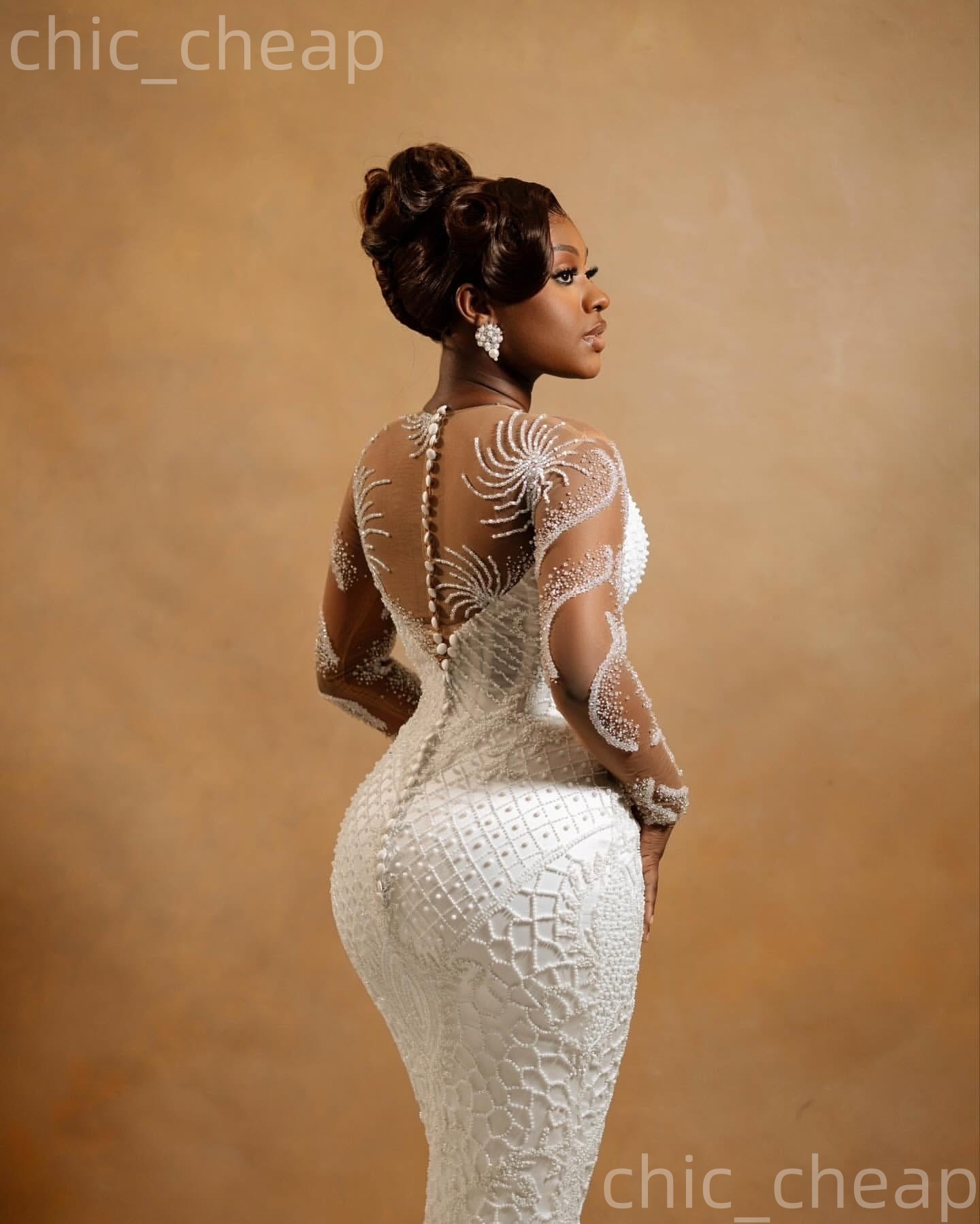 African Aso Ebi 2026 Off White Mermaid Wedding Dress Full Sleeves Beaded Sequined Sheer Neck Sequined Stylish Bridal Gowns Dresses ZJ2331