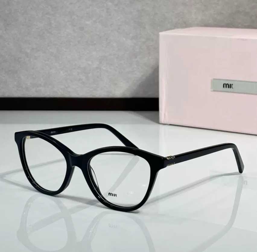 Designer Glasses Women Designer Reading Glasses 11 Model Vmu 02wv Clear Lens Acetate Frame Gold Letters Unisex Eyeglasses With Pink Case Daily Wear Optical GlassesS