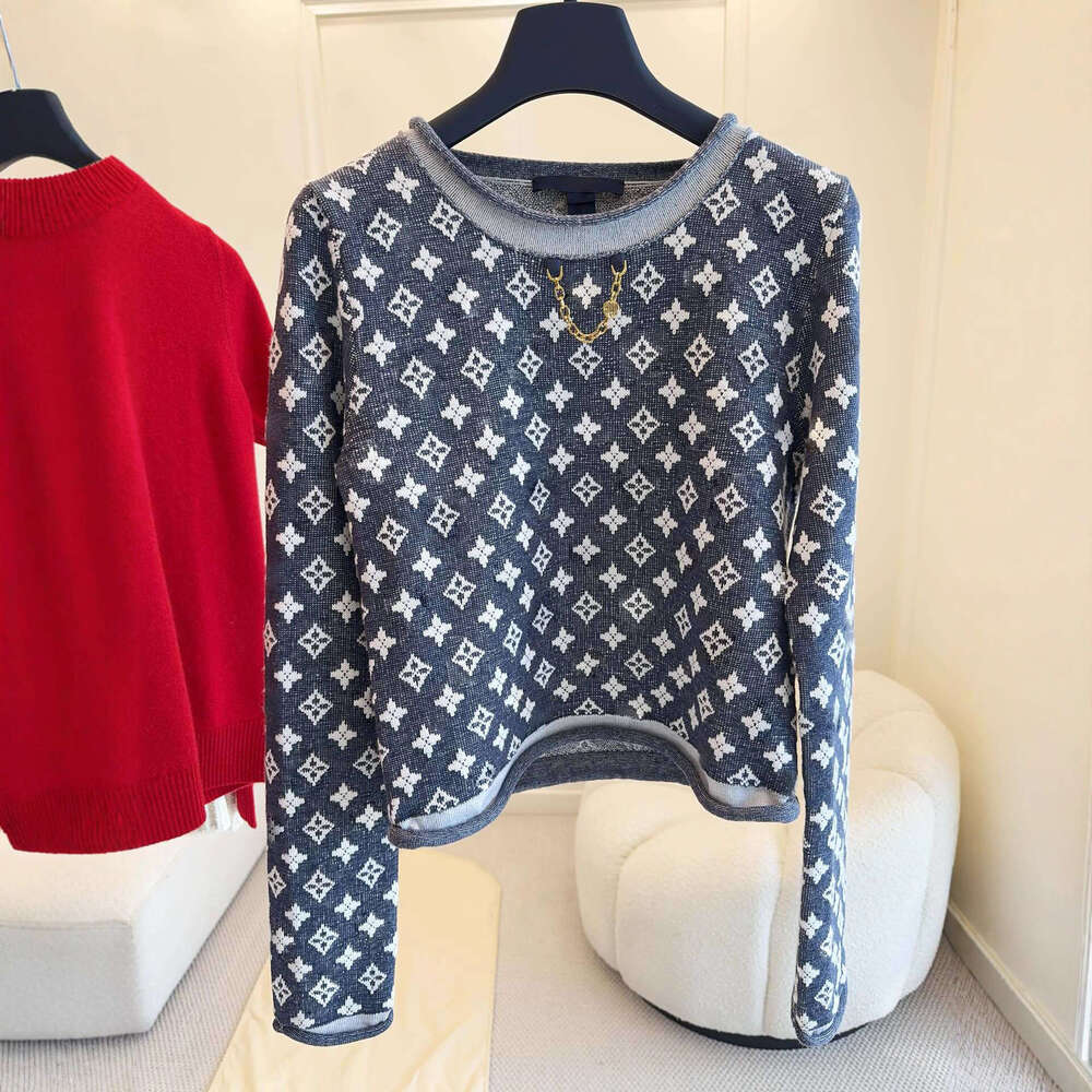 High-End European-Style Women's Clothing From Shenzhen Nanyou: Vintage Pattern, Color-Blocking, Metal-Decorated Wool Pullover Sweater