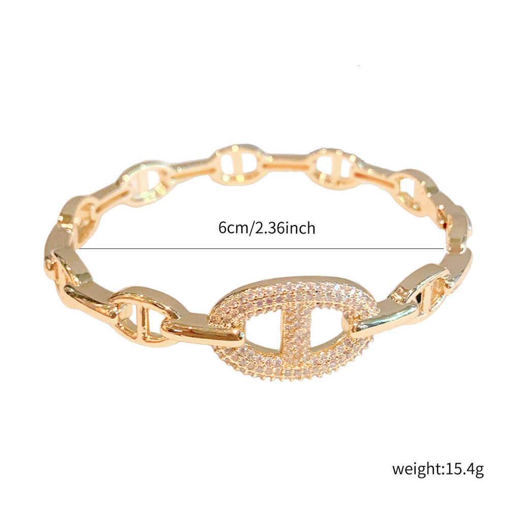 Chinese-Style Pig Nose Slender Waist Bracelet Minimalist Luxury Jewelry Women's Holiday Party Gift