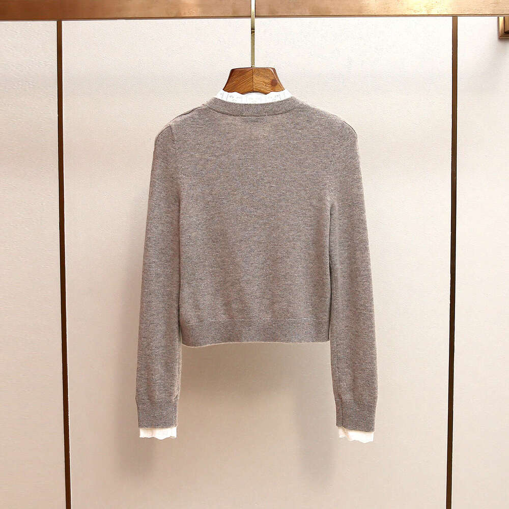 2026 Winter New French Retro Style Color Block Hollow Lace Splicing Collar Loose Knitted Women's Cardigan