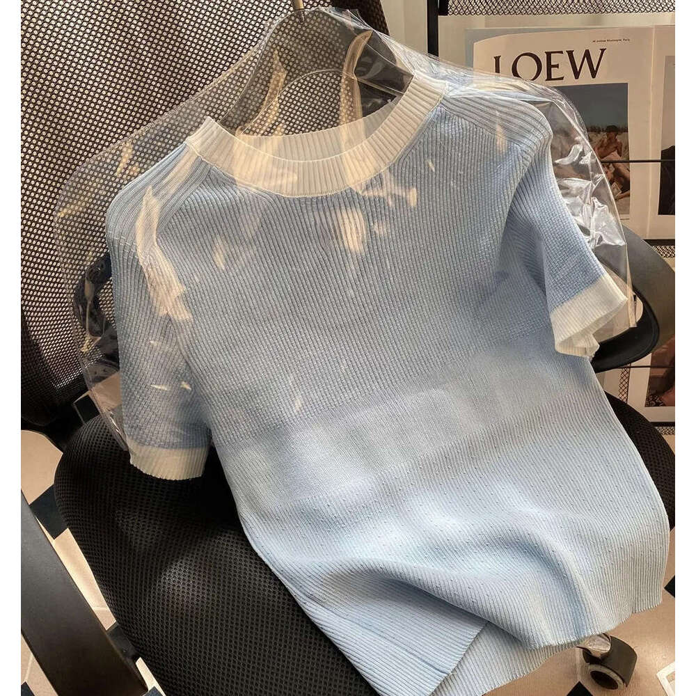 2026 Summer New Fashionable Round Neck Short Sleeve Women's Color blocked Top Button Flower Knitted Versatile