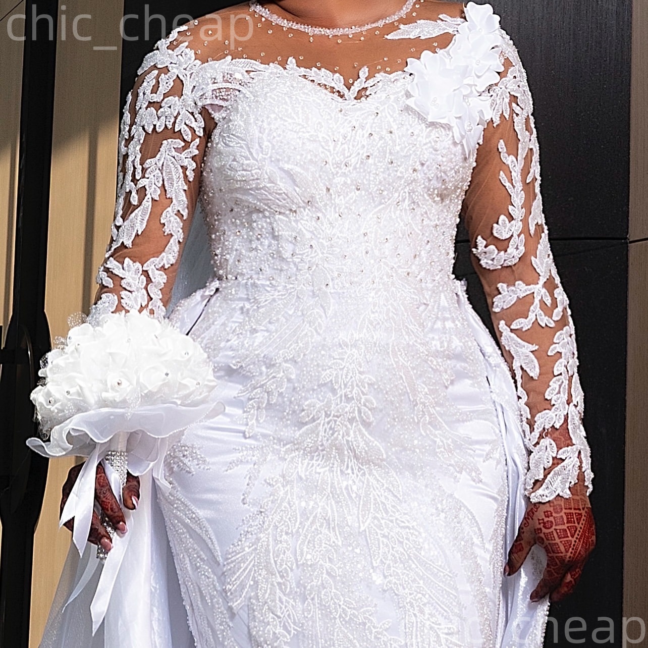 African Aso Ebi 2026 Ivory Breathtaking Mermaid Wedding Dress Flowers Beaded Crystals Lace Full Sleeves Transmative Train Charming Bridal Gowns Dresse