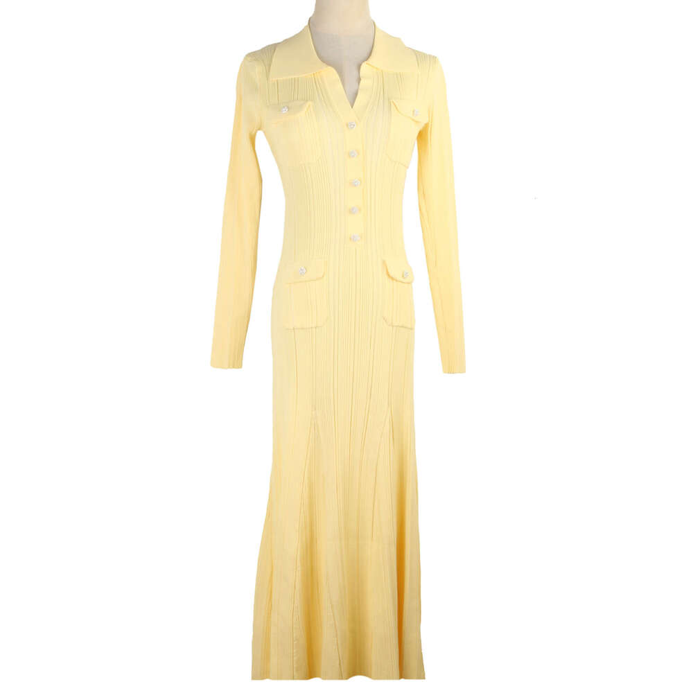 2026 designer women's V-neck slim fit autumn and winter new style French elegant sleeve long skirt