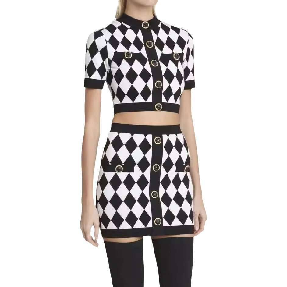2026 Summer Designer Celebrity Same Style Diamond Knitted Short Top Tight Skirt Set